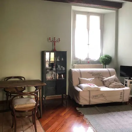Casa Odescalchi *